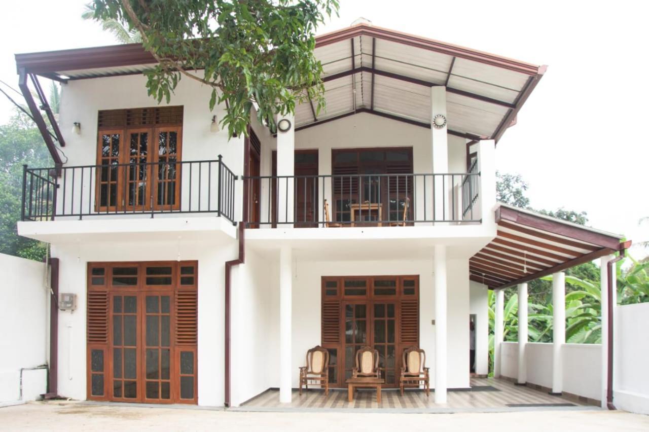 Sanmi Airport Resort Katunayaka Екстериор снимка